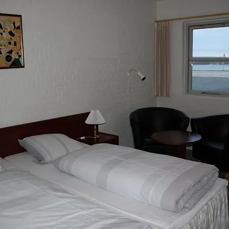 Solyst Kro- Restaurant Og I/s بيت ريفي