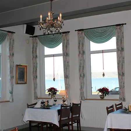 Inn Solyst Kro- Restaurant Og I/s